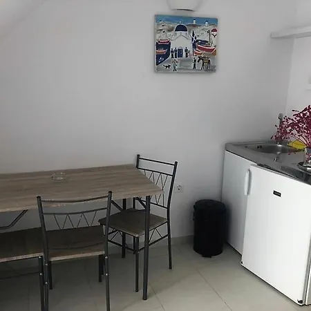 Anna Apartment *