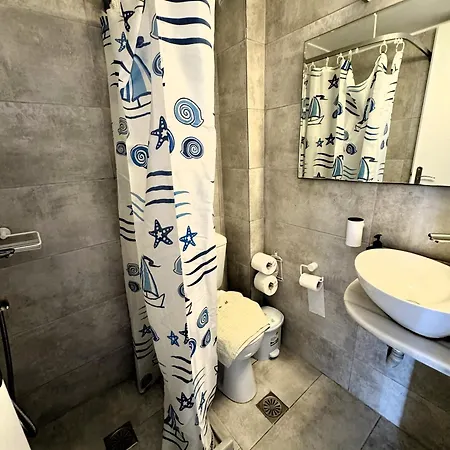 Anna Apartment