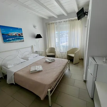 Anna * Megali Ammos (Mykonos)