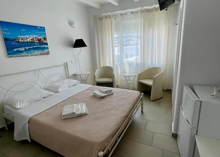 Anna * Megali Ammos (Mykonos)